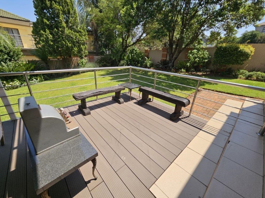 4 Bedroom Property for Sale in Kosmos Ridge North West